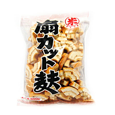 商品詳細 内容量 300g 原材料 強力小麦粉（国内製造）、小麦グルテン（国内製造） 賞味期限 各商品に記載。 保存方法 直射日光、高温多湿をお避け下さい。 製造者 株式会社マルヨネ◆◇◆三回巻きの車麩の四等分にしました◆◇◆ 蛋白質の種類は言うと・・・ →動物性蛋白質（アルプミン）→スタミナ源として重要 →植物性蛋白質（グルテン）→食生活のバランスを保つのに必要 小麦粉の蛋白質（グルテン）を麩と呼びます。 小麦から抽出した「グルテン」を焼き上げたものが「焼麩」と呼ばれています。 古くから植物性蛋白質の固まりとして珍重され、蛋白質の王様と言われてます。 毎日の御献立に、離乳食に、どうぞ・・・ 膨張剤や品質改良剤を使わずに、元気なグルテンだけが 持っている膨張力を使い、職人が丹精込めて焼き上げたお麩です！ 【料理方法】 1．水に浸し十分柔らかくします。ぬるま湯なら早く戻ります。 2．手のひらで軽く絞り水を切ります。 3．お好みの形に切りまたは輪のまま調理します。 4．酢の物、サラダ等にお使いのときも20〜30分水煮してからお使いになると、一層なめらかになります。 5．煮立ちましたら火を弱め（10〜20分）煮含めますと、味を吸って一層美味しくいただけます。