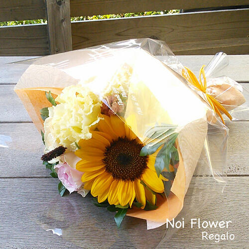 ひまわりのプチプチ生花ブーケ お祝い お見舞い