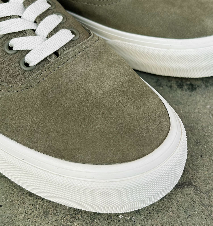 【ポイント10倍】【ヴァンズ/VANS】AUTHENTIC VR3 SF（オーセンティック）[VN0A4BX...