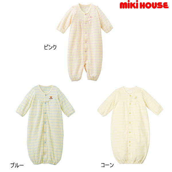 ミキハウス（mikihouse） ふんわり無撚糸♪ボーダー柄☆ツーウェイオール マシュマロのようにとっても柔らかなパイル地のツーウェイオールです☆優しいボーダー柄で、清楚感もたっぷり◎ふわふわの無撚糸素材の生地を使っているので、軽くてとっても柔らか♪秋口から春先のお出かけに、ながーく重宝しますね。もちろんお披露目シーンにもぜひ着飾ってください。胸元の可愛いくまちゃんとうさちゃんの刺繍は、赤ちゃんのお肌に安心な転写刺繍を施しています。チクチクしないので、着やすさも抜群ですよ☆ツーウェイオールは、股のホックの付け替えで、新生児期はおむつ替えに便利なドレスタイプで、足の動きが活発になってきたらカバーオールタイプとして、2通りに長く使えて重宝する、ご出産準備の基本アイテムです。洗い替えに5〜6枚くらい準備しておくのがおすすめです。*〜*〜*〜 無撚糸（むねんし）とは？ 〜*〜*〜*無撚糸とは、撚り（より）をかけていない糸のことです。ふつうは綿のままでは生地をつくれませんが、特殊な製法で撚りをかけず糸にし、生地を作っています。つまり、ねじっていないので本来の綿のふわふわ感がそのまま生地に出るので、その肌触りは驚きのやわらかさ！生まれたての赤ちゃんの肌にも一番ストレスのない自然の素材です。※先染無撚糸パイルボーダーの製造過程においてできる、綿糸の黒い点々がついているものがありますが、天然のものですのでご安心ください。40-2648-367 サイズ展開：50-60cm カラー展開：コーン(34)　ブルー(15)　ピンク(08)　　　 先染無撚糸パイルボーダー・（パイピング）無撚糸パイルボーダー綿100％MADE IN JAPAN（日本製） size↓ 50-60cm メーカー希望小売価格はメーカー商品タグに基づいて掲載しています　Gift　 -こんなギフトシーンにおすすめ- 御出産 御祝 出産祝い 出産内祝い お宮参り お食い初め 百日祝 初誕生 お祝い 七五三 子供の日 初節句 端午の節句 ひな祭り ハーフバースデー 記念日 クリスマス プレゼント 誕生日 入園 入学 卒園 卒業 子供服 ベビー服