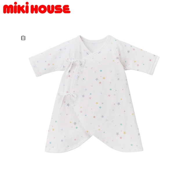 ミキハウス MIKIHOUSE ピュアベールニットガーゼコンビ肌着【通年】 ふんわりやわらかニットガーゼ素材のコンビ肌着です。人気の星柄の肌着。・やさしく心地よい肌触りのふんわりやわらかな肌着・安心の日本製・保温のための肌着・体温調節が苦手な赤ちゃんのために短肌着の上に重ねて使用・赤ちゃんのM型の足に合わせて、まとわりつかない裾広がりのシルエット・股ホックが付いて、足の動きが活発になってもはだけません※「抗ウイルス・抗菌加工」口腔内の洗浄・消毒に使われている成分をベースに開発された固定化抗菌成分「Etak（イータック）」を使用した抗ウイルス機能繊維加工素材を使用。コットンの心地よい風合いそのままに赤ちゃんをやさしく包みます。クラボウとの共同開発で実現しました。50cm：身巾24cm・着丈45cm・裄丈25cm60cm：身巾25cm・着丈50cm・裄丈27cm※表示寸法は目安となっております。実際の商品の寸法とは若干差がある場合がございます。ご了承くださいませ。40-2310-822 サイズ展開：50cm・60cm カラー展開：白（01）　　　　 ニットガーゼプリント綿100％MADE IN JAPAN（日本製） ミキハウス MIKIHOUSE ピュアベールニットガーゼコンビ肌着【通年】 size↓ 身幅 着丈 裄丈 50cm 24 45 25 60cm 25 50 27 メーカー希望小売価格はメーカー商品タグに基づいて掲載しています　Gift　 -こんなギフトシーンにおすすめ- 御出産 御祝 出産祝い 出産内祝い お宮参り お食い初め 百日祝 初誕生 お祝い 七五三 子供の日 初節句 端午の節句 ひな祭り ハーフバースデー 記念日 クリスマス プレゼント 誕生日 入園 入学 卒園 卒業 子供服 ベビー服ミキハウス MIKIHOUSE　ピュアベールニットガーゼコンビ肌着【通年】【日本製】【メ-ル便可】