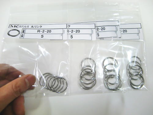 ステンレス マルリング（丸リング）線径2mm　内径20mm 20個セット メール便OK！ 丸カン 丸環 金具 溶接..