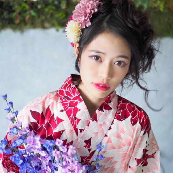 女性浴衣　レディース浴衣　浴衣　単品　浴衣単品　レトロ　仕立て上がり　レディース　女性用　フリー　赤　レッド　ピンク　菊　変わり織　お洒落