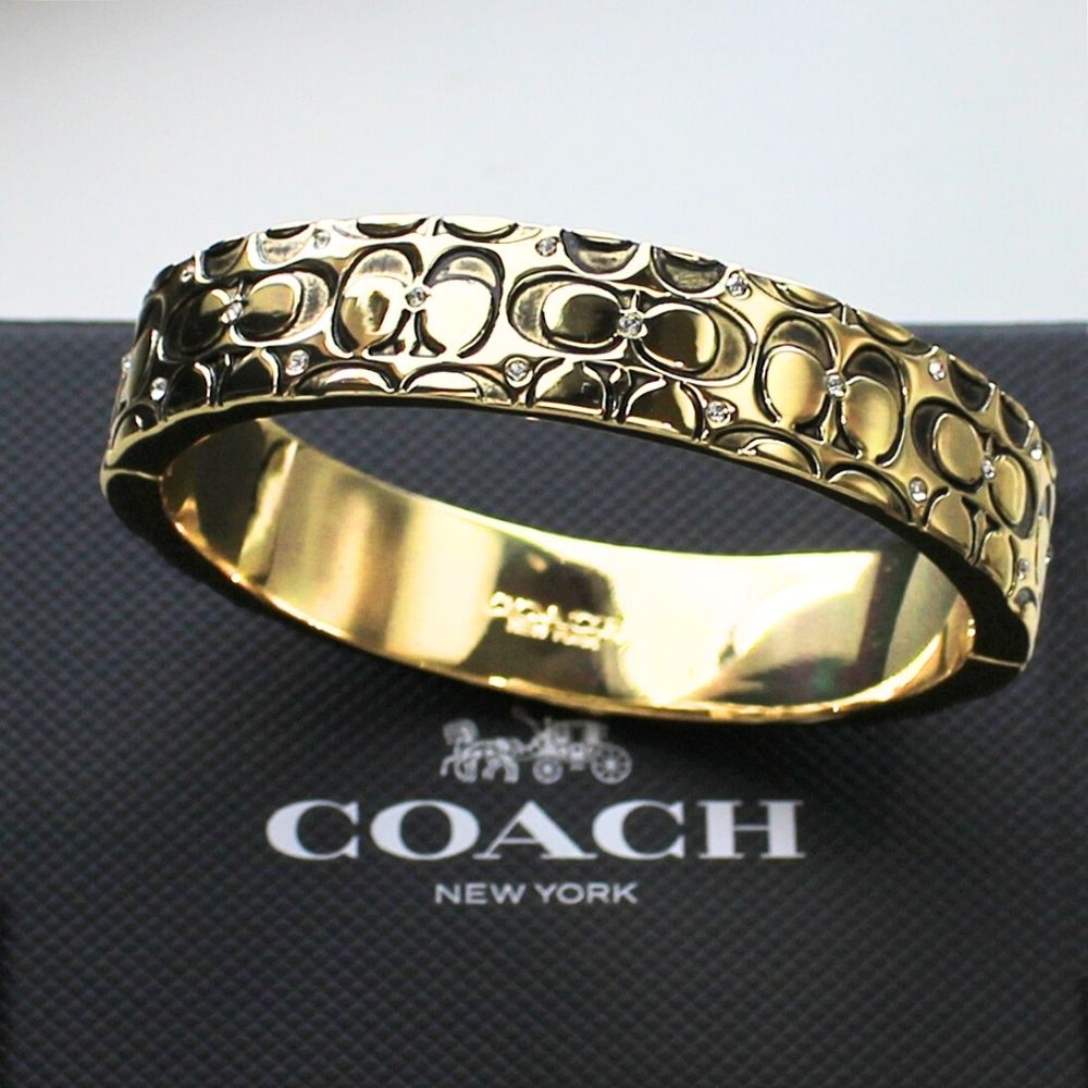 コーチ バングル ブレスレット レディース ブランド ゴールド 太め 大人 かわいい Cロゴ おしゃれ シンプル 誕生日プレゼント 女性 結婚式 結婚記念日 プ...