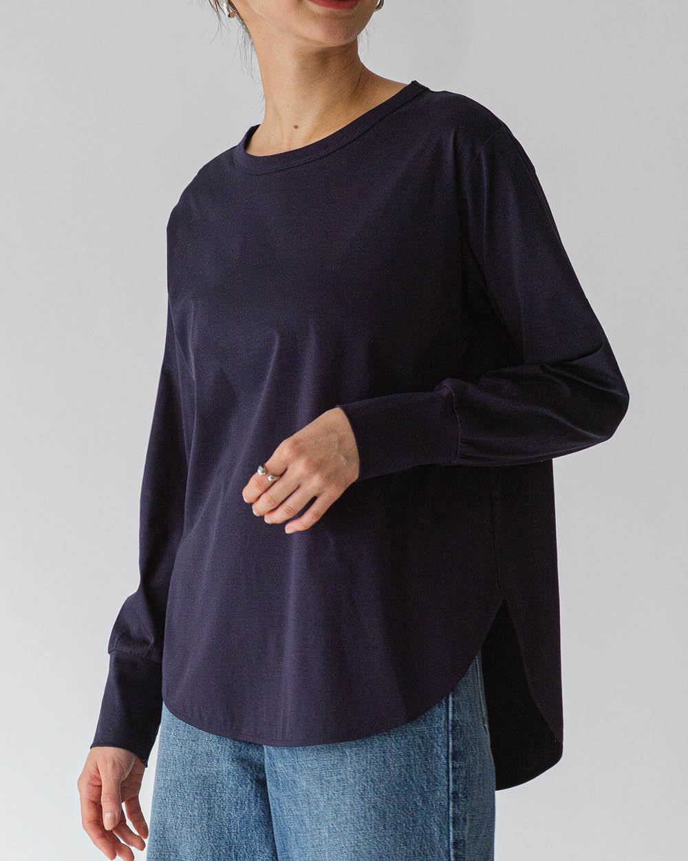 【閉店セール 60%OFF】チュニック長袖 長袖チュニックレディース 長袖Tシャツ チュニック 大人チュニック 大人可愛い 美光沢 Tシャツ 無地Tシャツ チュニックトップス オーバーサイズ レイヤード コットン 綿100% ラウンドヘムチュニック 体型カバー カジュアル 綺麗め