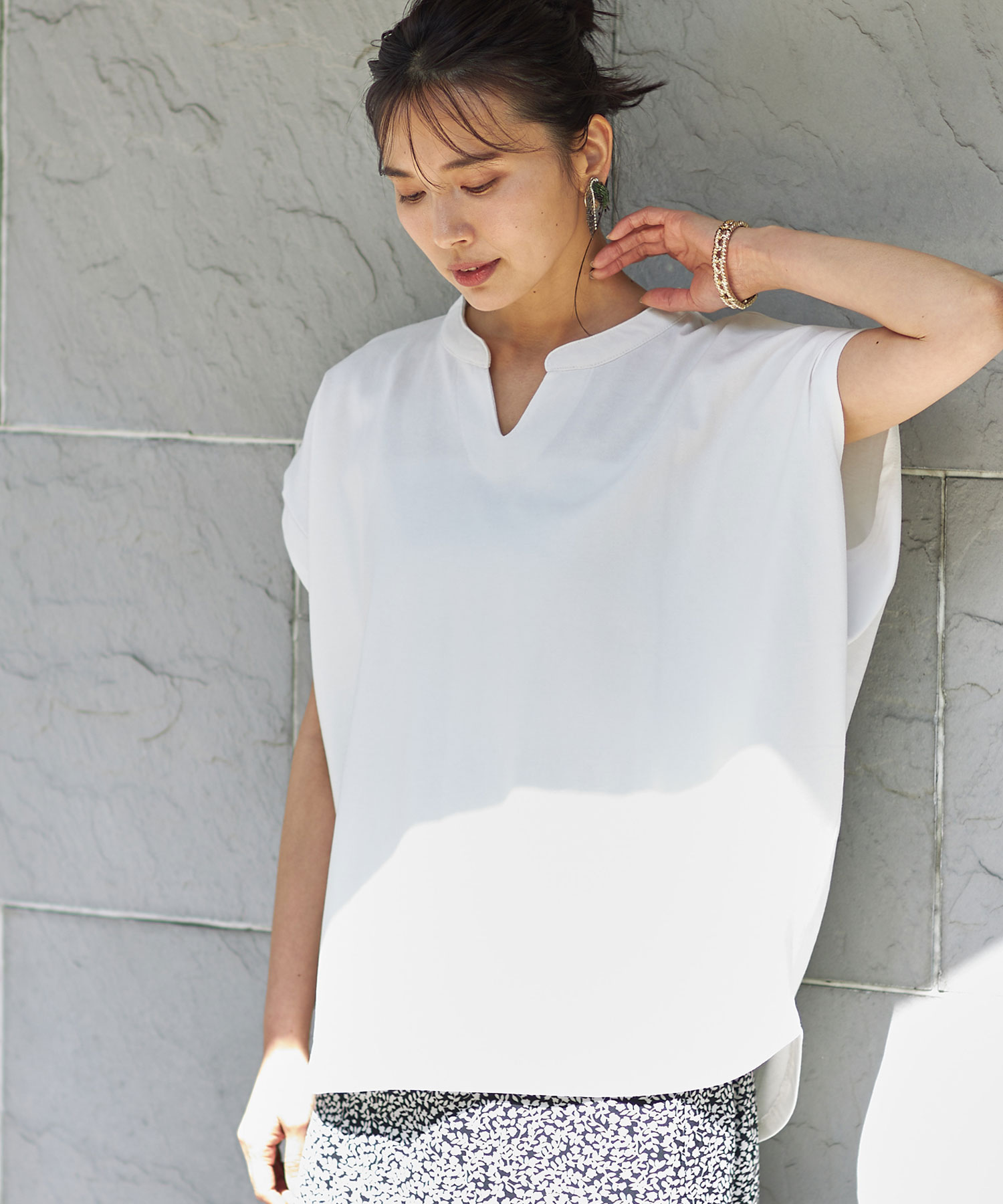 3月30日 午前10 00 新発売ショルダータックスキッパーカットソー春夏 春 21新入荷 夏 レディース トップス シャツ ブラウス スキッパー シンプル Nostalgia 大人 カジュアル カットソー ノスタルジア きれいめ