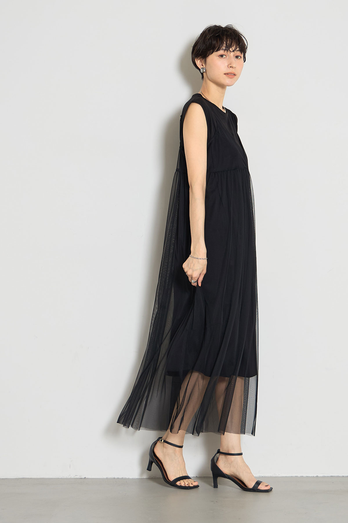 6月15日 午前10:00 新発売チュールワンピースセットレディース　ワンピース　シンプル デイリー 大人 ノスタルジア NOSTALGIAのサムネイル