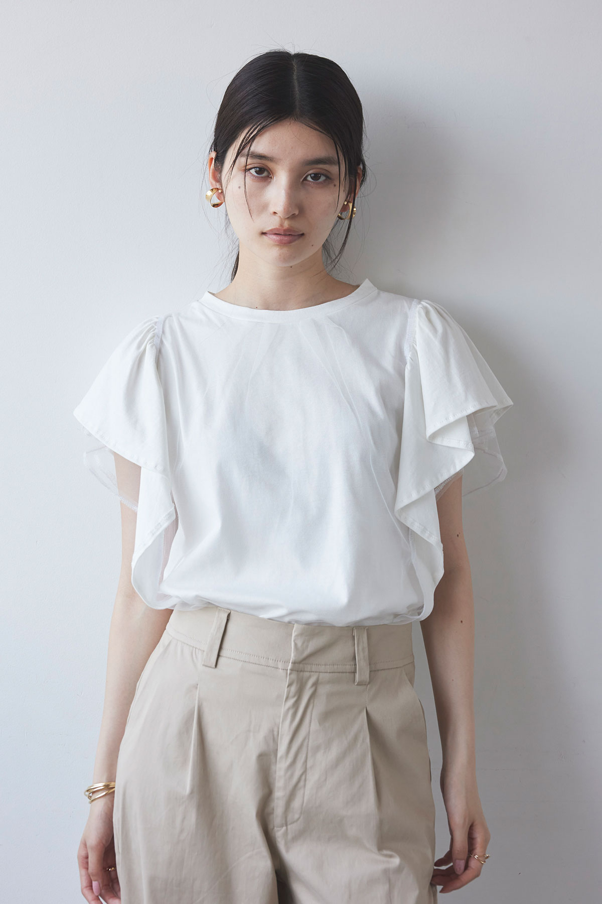 6月28日 午前10:00 新発売チュールフリルTシャツレディース　Tシャツ　シンプル デイリー 大人 ノスタルジア NOSTALGIAのサムネイル