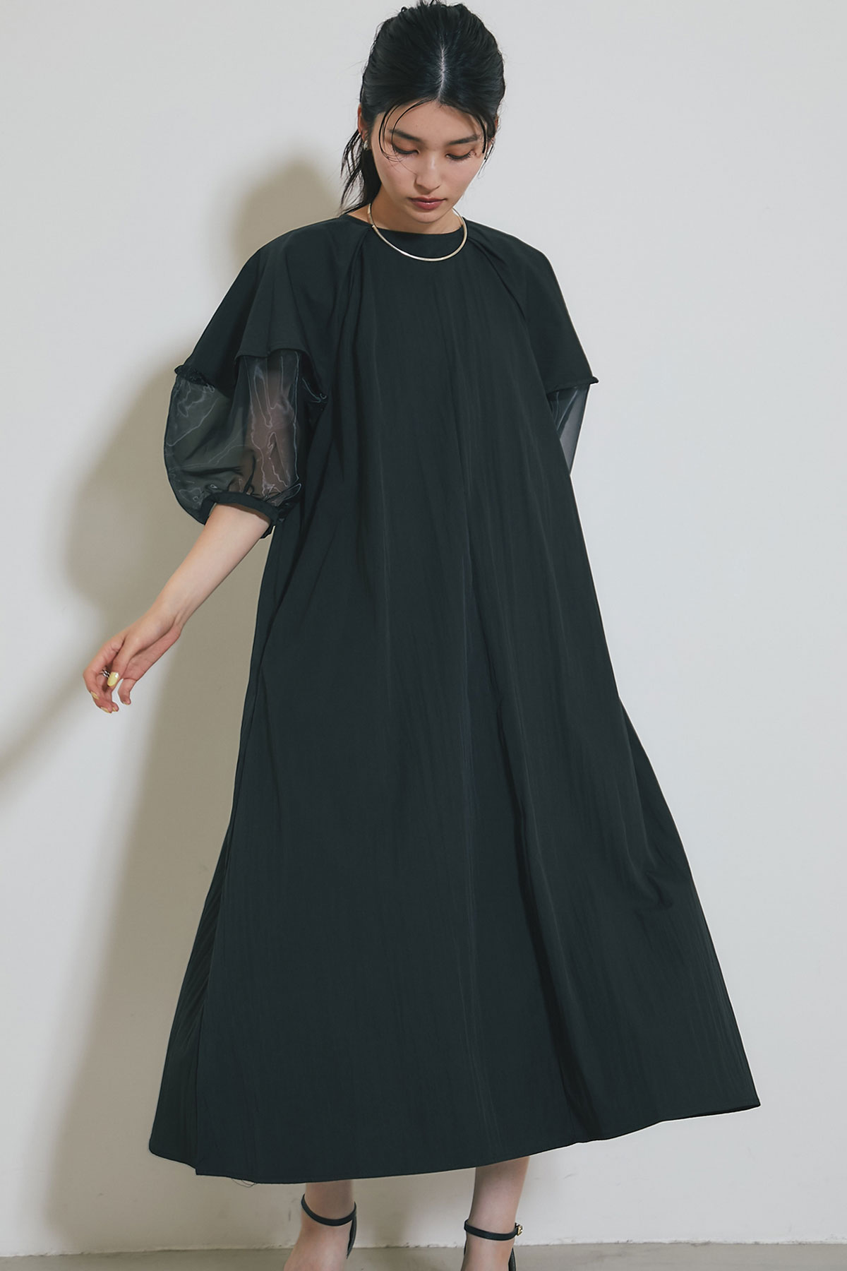 6月24日 午前10:00 新発売袖オーガンジー切替ワンピースレディース　ワンピース シンプル デイリー 大人 ノスタルジア NOSTALGIAのサムネイル