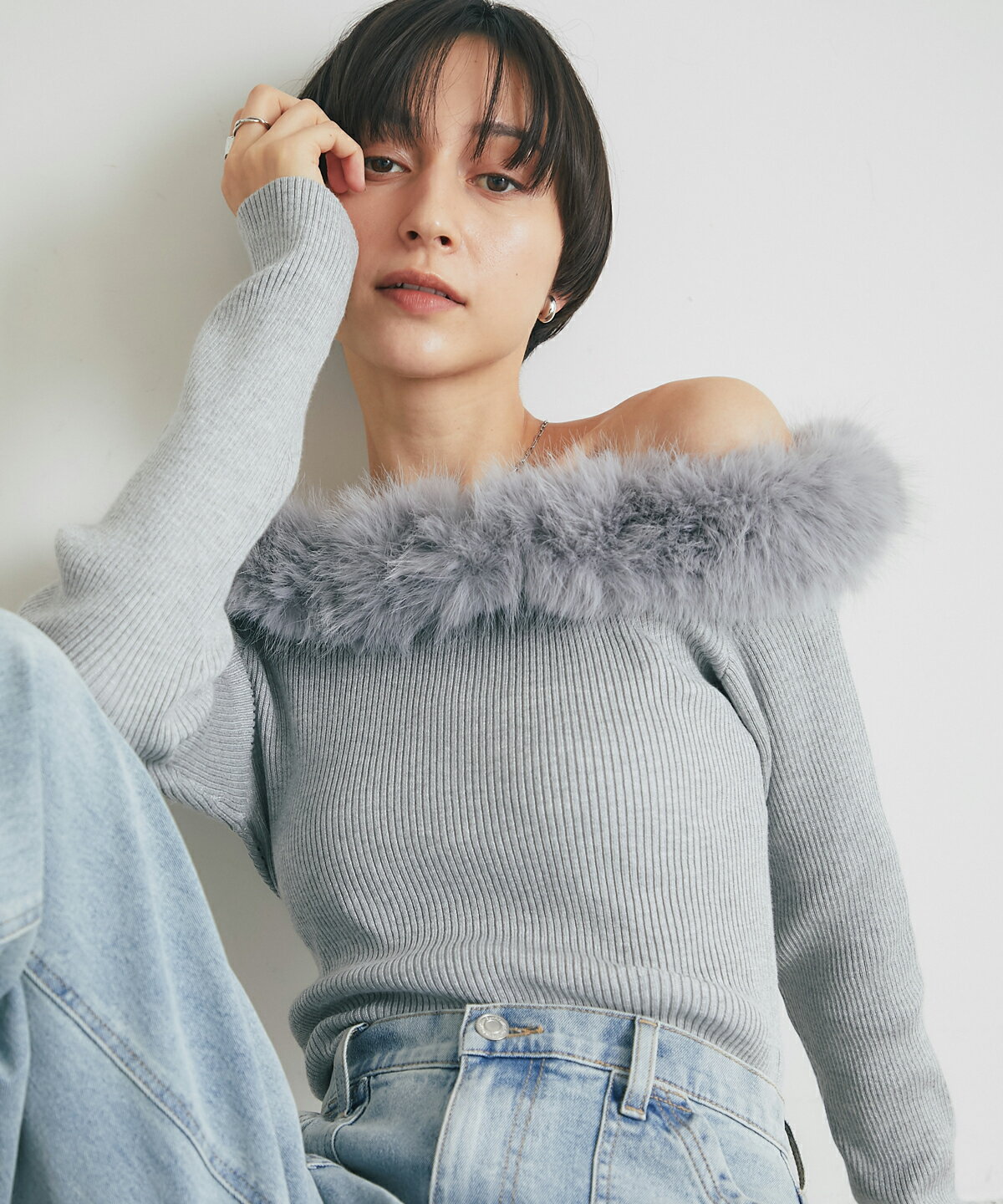 10月19日 午前10:00 新発売2wayファ―オフショルニットレディース ニット シンプル デイリー 大人 ノスタルジア NOSTALGIAのサムネイル