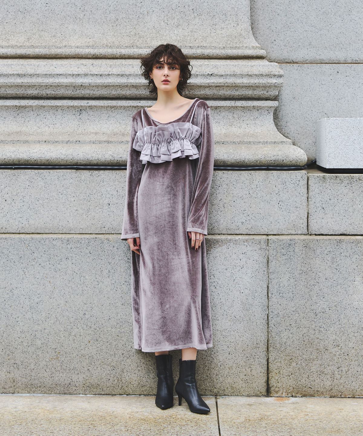 11月8日 午前10:00 新発売【ARVELLIA】BUSTIER SET VELVETDRESSレディース　ワンピース シンプル デイ..