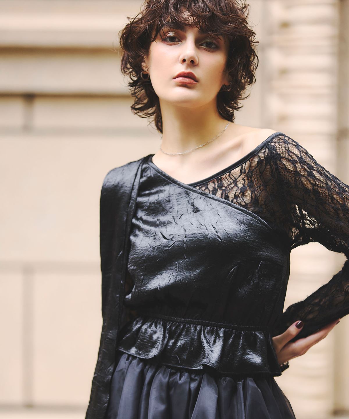 11月15日 午前10:00 新発売【ARVELLIA】RIBBON STRAP BUSTIERレディース　ビスチェ シンプル デイリー 大人 ノスタルジア NOSTALGIA