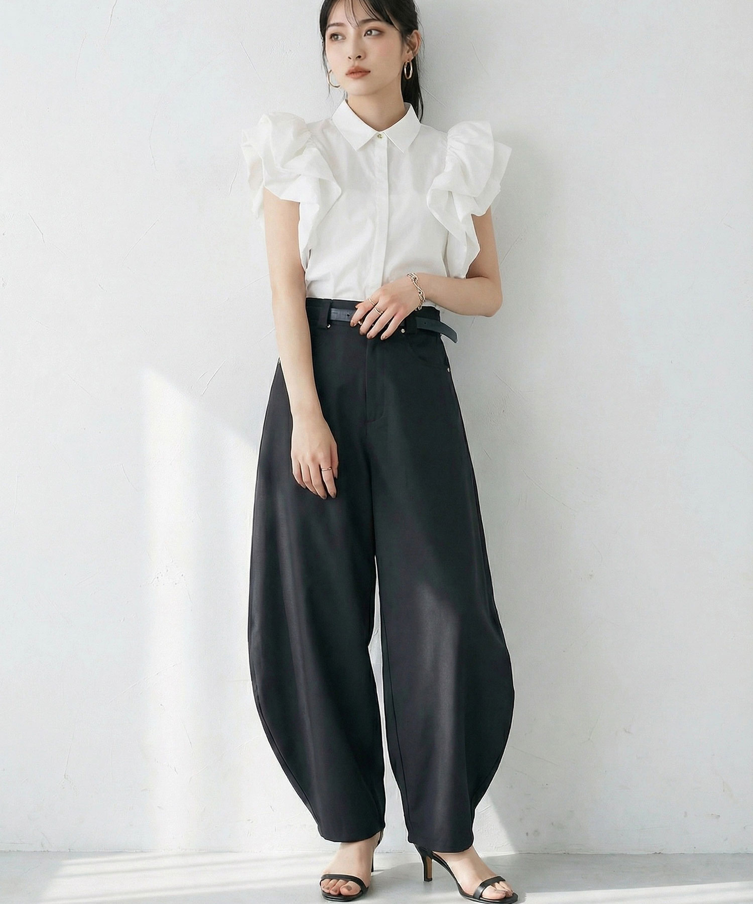 Rakuten - 11月15日 午前10:00 新色登場【ARVELLIA】 COCOON SILHOUETTE PANTSレディース パンツ シンプル デイリー 大人 アルべリア ARVELLIA