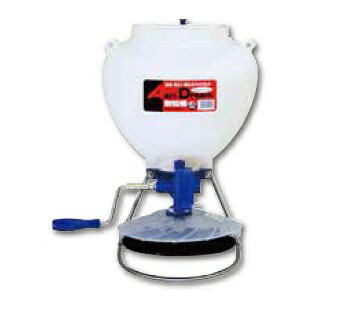 本体寸法　450mmx370mmx240mm・タンク容量　8L・製品乾燥重量　1.7kg・散布幅　約7m・1kg剤対応散布幅　4m～7m 【日本農業システム楽天市場店について】 お客様に自信を持って、おすすめできる商品のみを取り扱い、上質で安心安全な商品をコスパよくお客さまにお届けしたいと考えております。 ランキング上位商品、人気商品、お得な訳ありアウトレット商品、最安商品、お買い得な値引き、セール商品、ポイント10倍商品等、はお問い合わせが多く、 数に限りがありますので、お早目にお買い求めください。