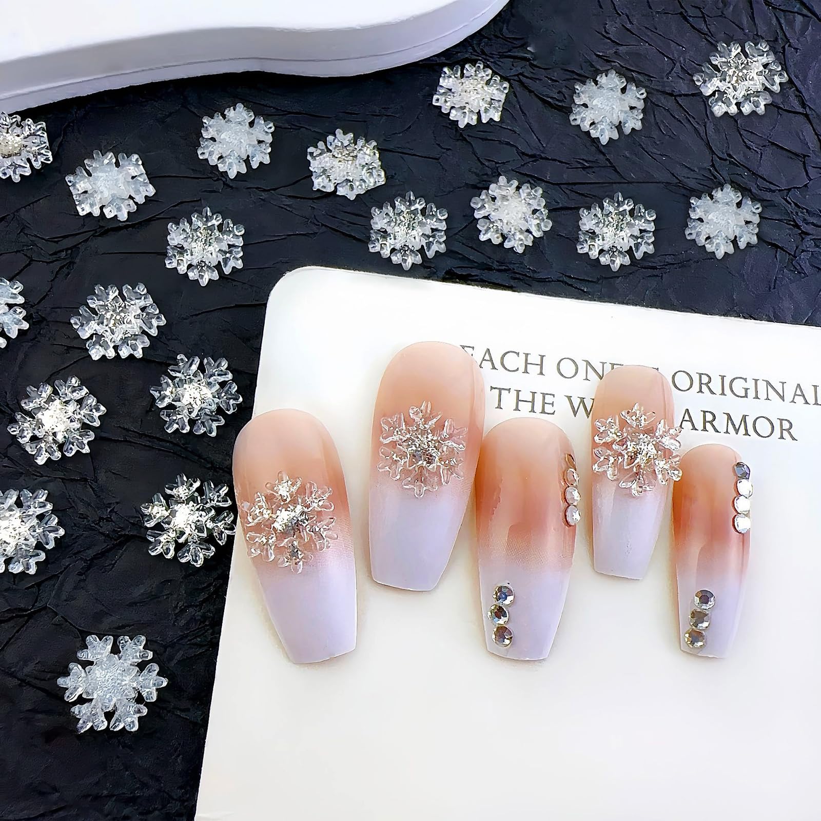 【送料無料】Chisafly ネイルパーツ 雪の結晶 雪 ネイルストーン 90点セット 冬 ゆき クリスマス 雪花 ..