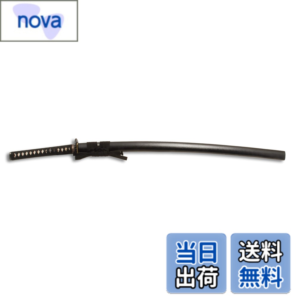 商品情報 商品の説明 全長:105cm 刃渡り:74cm 重量:865g (鞘を抜いて) 刀身材質:硬質合金製 直刃刃文 柄下地:朴木 柄:純綿黒糸捻り巻 頭金具:竜図頭金 目貫:竜目貫 縁金具:竜縁金 鍔材質:合金製 鶴丸透かし図鍔 鞘:木 黒石目塗 付属品:刀剣袋 注意:正当な用途・目的なく携帯する事は、銃刀法で禁じられております。 主な仕様 全長:105cm 刃渡り:74cm 重量:865g (鞘を抜いて) 刀身材質:硬質合金製（亜鉛合金） 直刃刃文 柄下地:朴木 柄:純綿黒糸捻り巻 頭金具:竜図頭金 目貫:竜目貫 縁金具:竜縁金 鍔材質:合金製 鶴丸透かし図鍔 鞘:木 黒石目塗 付属品:刀剣袋 ※真剣ではなく、刃の付いていない模造刀になります。観賞用にも適しています。 ※注意:正当な用途・目的なく携帯する事は、銃刀法で禁じられております。 # 【送料無料】居合刀 ZS-105S 居合練習刀 DX 直刃刃文 居合道を始めたけれど、何を選べば良いのかわからないという方も多いでしょう。居合刀の選び方やその使い方について悩むのは当然です。そこで、こちらの居合刀 ZS-105Sはどうでしょうか。初めての方でも使いやすく、練習用に最適な商品です。 この刀は、硬質合金製の刃を採用しており、刀身の美しさと耐久性を兼ね備えています。見た目もスッキリとしたデザインで、道場でも一目置かれる存在です。さらに、重さも866gと軽めで扱いやすく、個人の練習にも適しています。 自宅での練習、道場でのレッスン、また観賞用としてもおすすめできる一品です。居合道を始めたい方、または新しい刀を探している方には、この居合刀 ZS-105Sをぜひおすすめします。美しいイメージを持ちながら、実用的にも優れた商品です。 ## 商品の詳細 居合刀 ZS-105Sは全長105cm、刃渡り74cmのスタンダードなサイズです。ロングサイズながらも、バランスが良く、扱いやすさを考慮した設計がされています。刀身は硬質合金製で、開発段階から多くの試行錯誤が繰り返され、無駄な力を使わずにスムーズな振り抜きが可能です。 この商品では、刀身だけでなく柄や鍔などにもこだわりがあります。柄の下地は朴木を使用し、純綿黒糸の捻り巻きが施されているため、持ちやすく、力の入れ具合も調整しやすくなっています。頭金具や目貫は竜のデザインが施されており、視覚的にも楽しめる仕上がりとなっています。 鍔は合金製で、鶴丸の透かし図柄が施されています。このデザインは、伝統的な美しさと現代的なスタイルを融合させたものです。また、木製の鞘は黒石目塗で仕上げられ、豪華さを演出します。刀剣袋も付属しており、保管や持ち運びも安心です。 注意点として、正当な用途・目的なくして携帯することは銃刀法で禁止されていますので、ご注意ください。使用する際は、正しい方法で取り扱うことが求められます。この居合刀は、正しい訓練と共に使うことで、真の魅力を発揮します。 ## 使用体験談 初めて居合刀を手にする際、多くの方が感じる不安や戸惑い。私もそうでした。しかし、ZS-105Sを手にしてみて、その不安はすぐに解消されました。この刀は思っていた以上に軽く、振り抜く際の安定感があります。 練習用に選んで良かったと感じるのは、感覚的に無理なく扱え、バランスが絶妙であることです。角度を意識しながら振り上げる時も、刃の部分がしっかりと指にフィットします。動かしているうちに、自分自身が自然体で構えられるようになっていきます。 また、刀身のデザインは非常に美しく、道場での練習中に周囲からも目を引いています。モチベーションが上がる要因となりますし、周りからの反応も嬉しいものです。特に、刀を使うたびに自信を与えてくれるような存在感を感じられます。 居合の練習を通じて、体だけでなく心も鍛えられる感覚があります。刀との出会いから得たこの体験は、居合を始めたすべての人に伝えたいです。練習することでスキルが向上し、その成果を刀とともに実感できることは、何物にも代えがたい体験です。 ## よくある質問（FAQ） 居合刀 ZS-105Sに関して多くの方から寄せられる質問をまとめました。まず、「この居合刀は初心者でも使いやすいですか？」という質問には、その通りですとお答えします。軽い重量やバランスの良さは、初心者でも安心して使用できるポイントです。 次に、「刀身の材質はどのようになっていますか？」というお問い合わせ。それに対しては、硬質合金製であることをお伝えします。これは、耐久性や美しい見た目を併せ持っているため、練習に最適です。 さらに、「メンテナンスはどれぐらい必要ですか？」と考える方も多いですが、定期的に拭くことや、適切に保管することで長期間にわたり使用可能です。 最後に、「観賞用としても問題ないですか？」との質問にもお答えし、もちろん観賞用としてもその美しいフォルムは絶品です。使うだけでなく、インテリアとしても素敵な存在となります。 ## まとめ - 居合刀 ZS-105Sは、初めての方にも扱いやすい設計です。 - 全長105cm、刃渡り74cmで、バランスが良いです。 - 材質は硬質合金製、耐久性に優れています。 - 視覚的に楽しめるデザインで、豊かな体験を提供します。 - 観賞用としても優れた存在感があります。 - 使うだけでなく、心も鍛えられます。 居合道に興味を持っているすべての方に、この居合刀 ZS-105Sを強くおすすめします。興味を持ったらぜひお試しください。