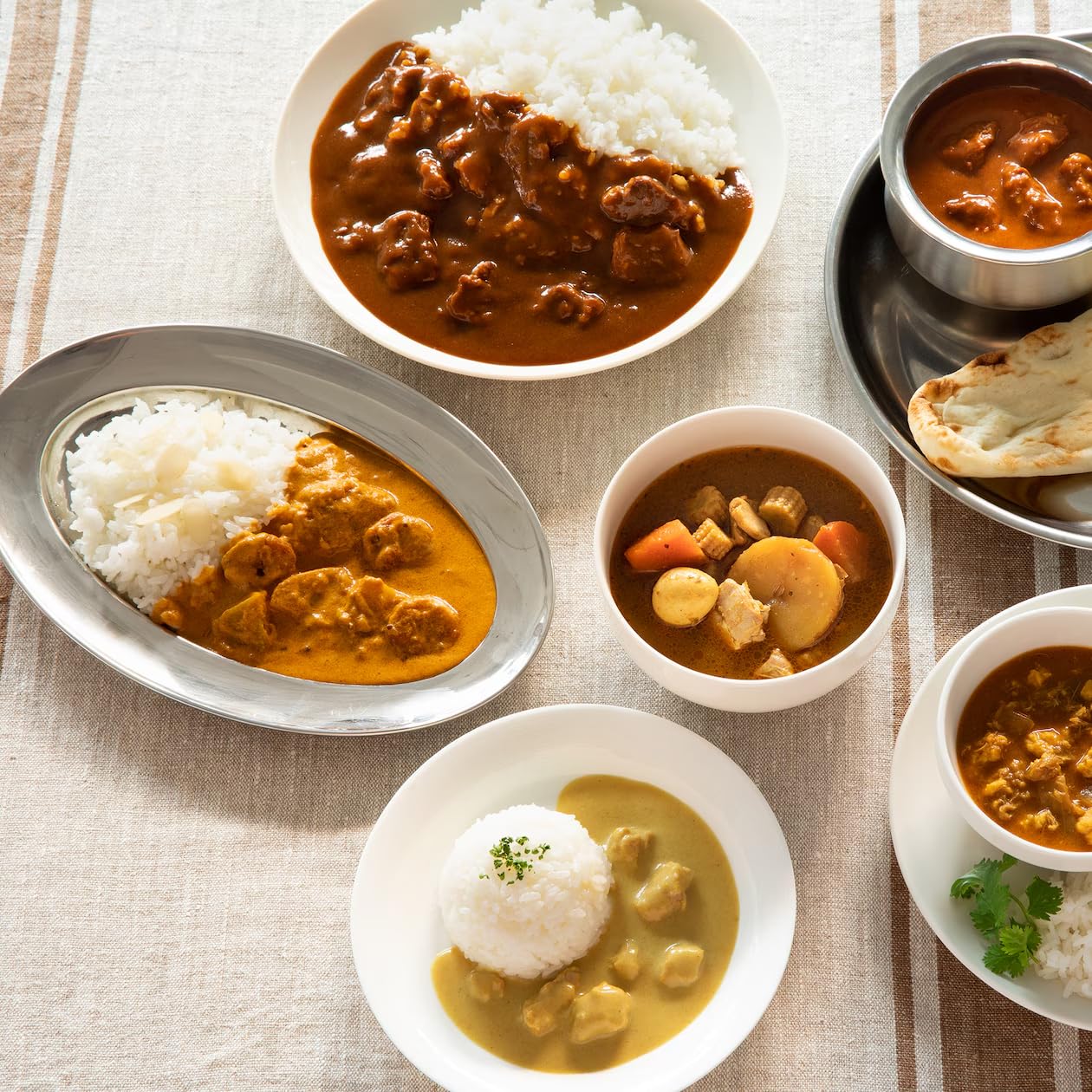 novaの【送料無料】【食べ比べセット】無印良品 素材を生かしたカレー 5種(キーマ・バターチキン・牛ばら・グリーン・ビーフ)食べ比べ 詰め合わせ アソート 本格 レトルト カレー パーティー シェア キャンプ｜アングル3