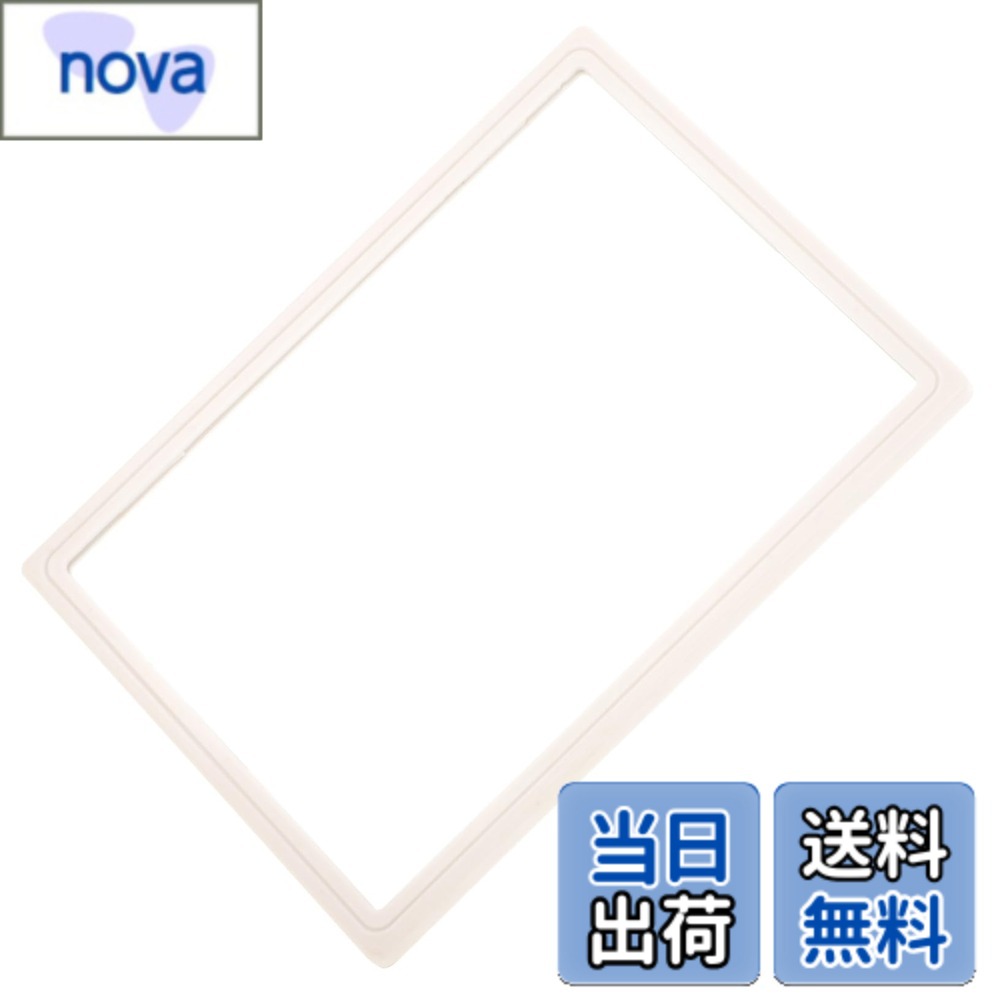 商品情報商品の説明主な仕様 多機能デザイン：化粧鏡とロッカー用ミラーを一体化し、従業員用ロッカーやスチールキャビネットに適したコンパクトサイズで省スペースを実現します。さまざまなニーズに応え、身だしなみの確認に便利です。耐久性のある素材：丈夫な素材で製造されており、日常使用の摩耗に強く長期間使用可能です。スチールキャビネットにもして取り付けられます。コンパクトかつ軽量設計：14.30x10.30x0.70cm（5.63x4.06x0.28インチ）の小型サイズと100gの軽量で、ロッカーやデスクに簡単に設置でき携帯にも便利です。多用途対応：ロッカー用鏡だけでなく、ドレッサーやファイルキャビネットにも設置可能で、多様な使用シーンで身だしなみケアや整理整頓に役立ちます。省スペース設計：薄型で場所を取らず、限られたスペースでも効率的に使用可能。オフィスやロッカー室など、スペースの有効活用に適しています。
