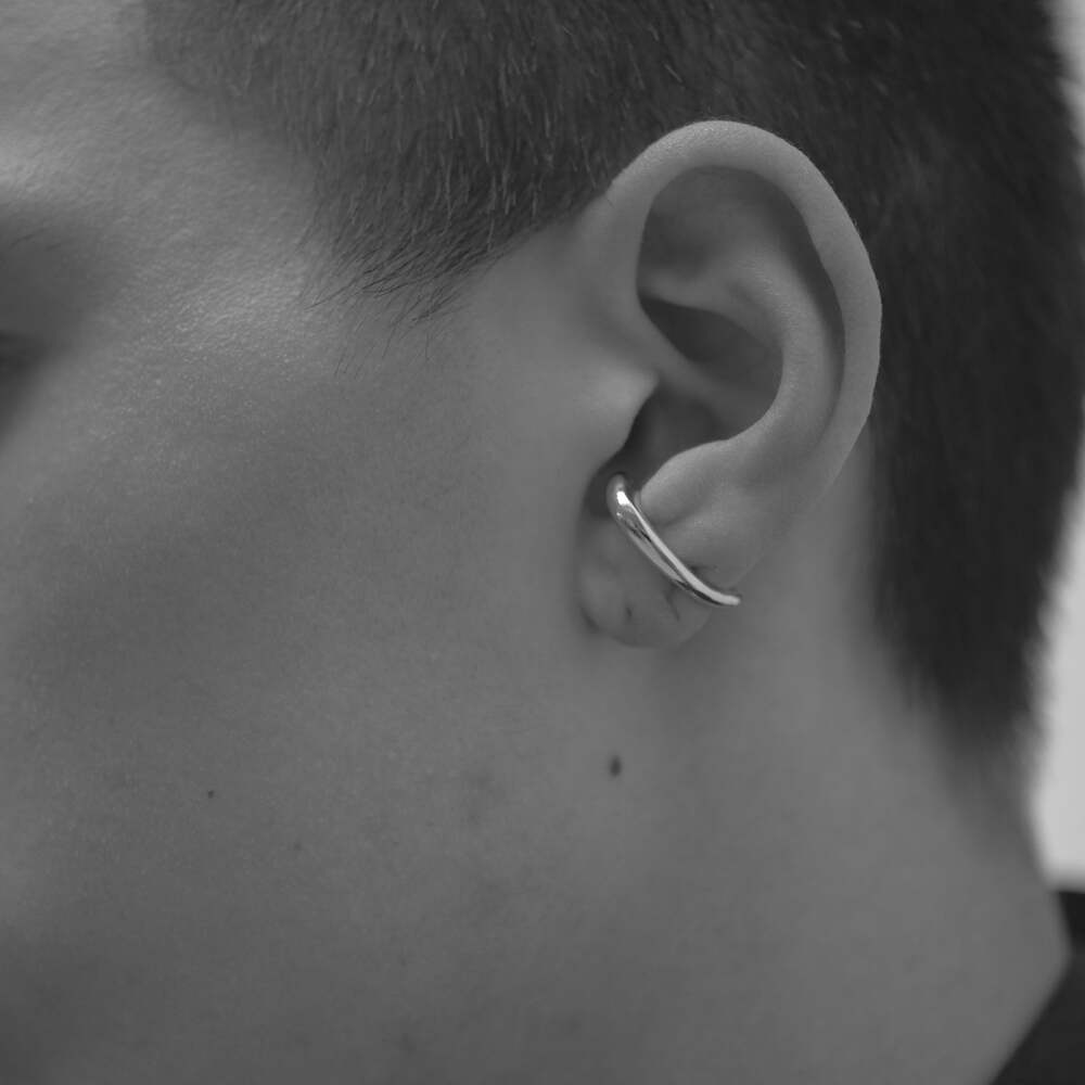 楽天noviceEar Cuff Style Design Hoop Pierce / ピアス ゴールド シルバー イヤーカフ風デザイン シンプル メンズ レディース 大人 男性 トレンド ニュアンス プレゼント ギフト novice ノーヴィス