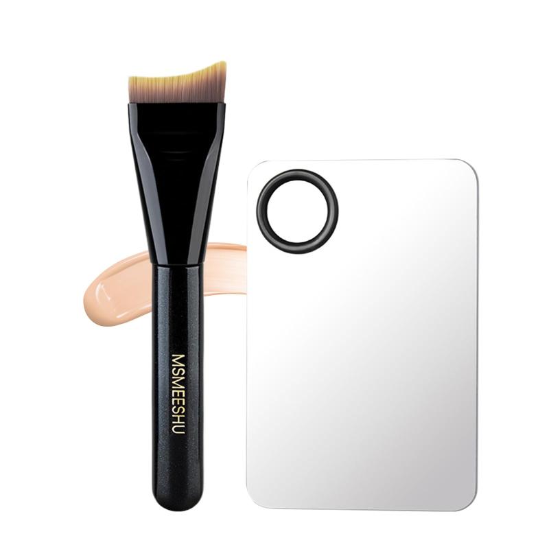 DayaEmmoTQ ファンデーションブラシ リキッドファンデ対応 フィッシュテール形状 繊維毛 柔らかい 使いやすい メイクパレット付き ファンデブラシ 携帯便利
