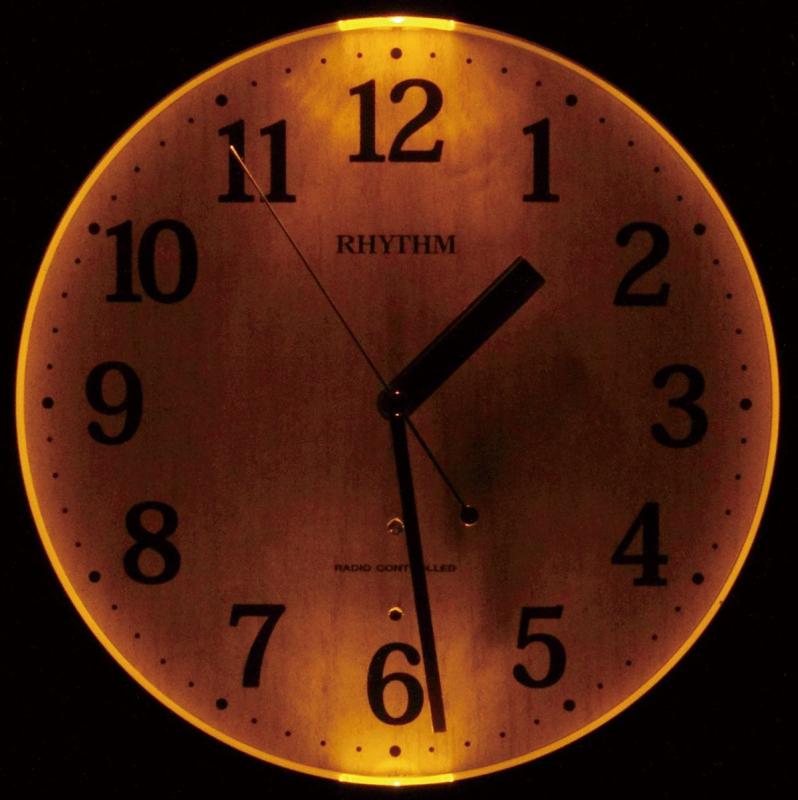 リズム(RHYTHM) 掛け時計 電波時計 アナログ 暗所 ライト 自動 点灯 茶 (木目仕上) ピュアライトM33 4MYA33SR06