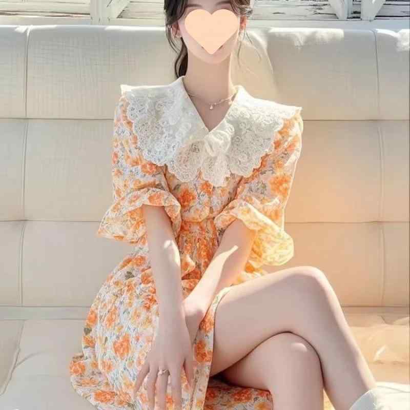 Rakuten - ワンピース 女性用 麻素材 長袖 花柄プリント 雪紡生地 蕾丝切り替え プリンセスライン ドールスカート ハイネック フラッタースリーブ ミッドウエスト ロング丈 ストリートスタイル 冬用 オレンジ ブラック イエロー 軽量 通勤 普段使い 伸縮性 吸湿