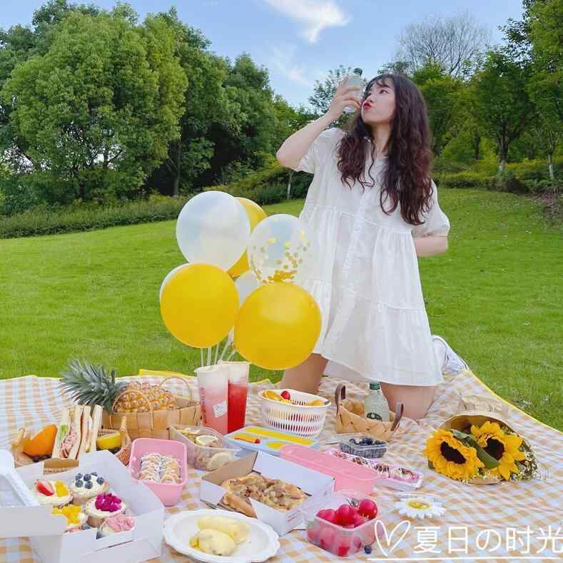 Vinyl Sheets - ピクニックマット 防水 防潮 厚手 牛津布 格子柄 黄色 赤 青 緑白 花柄 秋柄 200x150cm 200x200cm 野外 キャンプ ピクニック 公園 芝生 春遊 軽量 持ち運び 折りたたみ 家族用 屋外レジャー