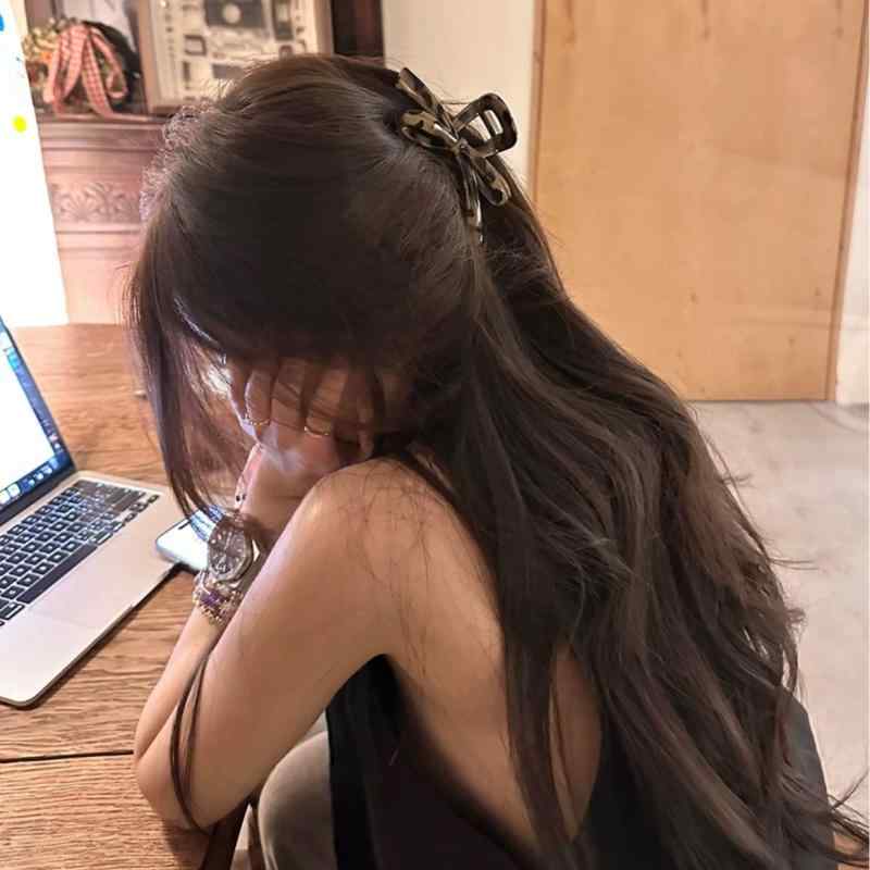 ヘアクリップ 女性用 ヒョウ柄 蝶結 デザイン 超大サイズ 気質 ヘアアレンジ かわ...