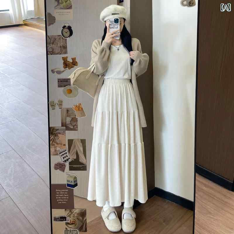 ・カテゴリ: 半身裙・スタイル: 日韓休間、慵懶風・主素材: 針織布、粘膠纖維30%以下・裙型: 超大擺裙・裙長: 中長裙・流行元素: 褶皺・カラー展開: 淺灰、米白、咖啡、卡其、深灰、黒色・サイズ展開: S、M、L・彈力: 微彈