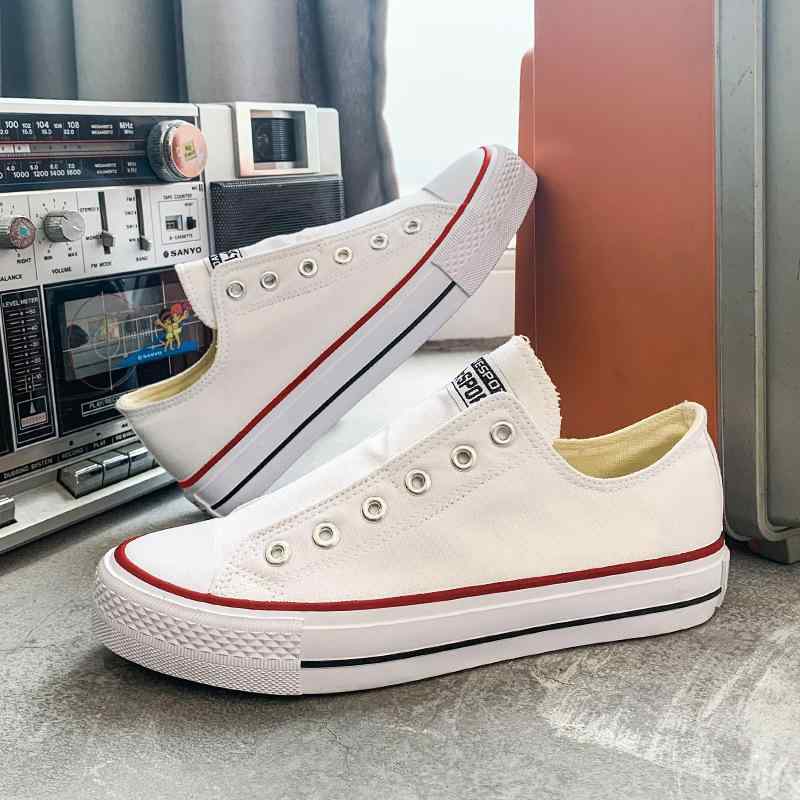 ・スタイル: 韓国風・対象性別: 男女兼用・柄: 無地・アッパー素材: キャンバス・ソール素材: ラバー・着用方式: ゴムバンド・人気要素: ステッチ、カラーブロック、キャンディカラー・履き口の深さ: 浅口（7cm以下）・靴の高さ: ローカット・つま先の形状: ポインテッドトゥ・ヒールの高さ: 低ヒール（1-3cm）・製法: バルカナイズド・インソール素材: テキスタイル・デザイン: フラットシューズ・着用シーン: 日常・総重量: 1.0kg・カラー展開: ブラック、ホワイト・サイズ展開: 35（レディース）、36（レディース）、37（レディース）、38（レディース）、39（レディース）、40（レディース）、39（メンズ）、40（メンズ）、41（メンズ）、42（メンズ）、43（メンズ）、44（メンズ）・カテゴリ: フラットシューズ
