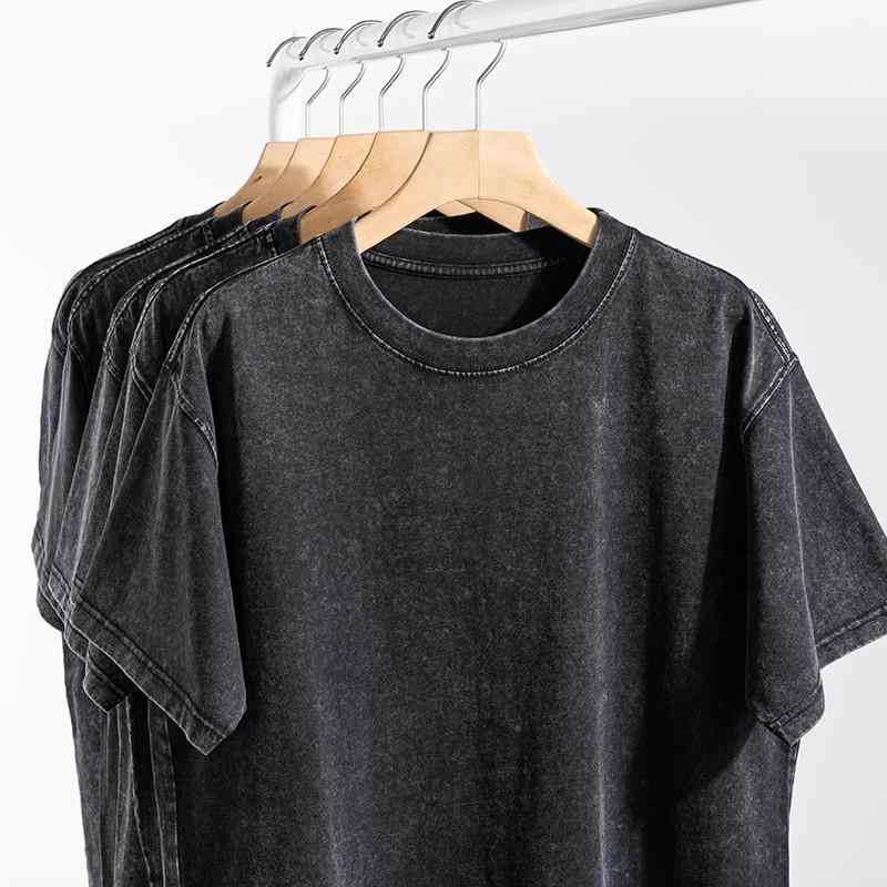 ・カテゴリ: Tシャツ・スタイル: カジュアル・主な素材: 綿96%以上・柄: 無地・シルエット: ルーズフィット・ターゲット: 青年、成人・スタイル仕様: プルオーバー・ネックライン: クルーネック・袖丈: 半袖・フード: なし・厚み: 普通・デザイン詳細: ステッチ・染め加工: タイダイ・カラー展開: ヴィンテージパープル、ヴィンテージクラインブルー、ヴィンテージオレンジ、ヴィンテージ草木グリーン、ヴィンテージコーヒー、ヴィンテージローズレッド、ヴィンテージアプリコット、ヴィンテージアーミーグリーン、ヴィンテージブラック、ヴィンテージグレー、ウォッシュドブラック、ウォッシュドキャラメル、ウォッシュドローズレッド、ウォッシュドグレー、ウォッシュドロイヤルブルー・サイズ展開: S、M、L、XL、2XL・袖型: ドロップショルダー・重量: 180g-250g・機能性: 通気性・性別: メンズ