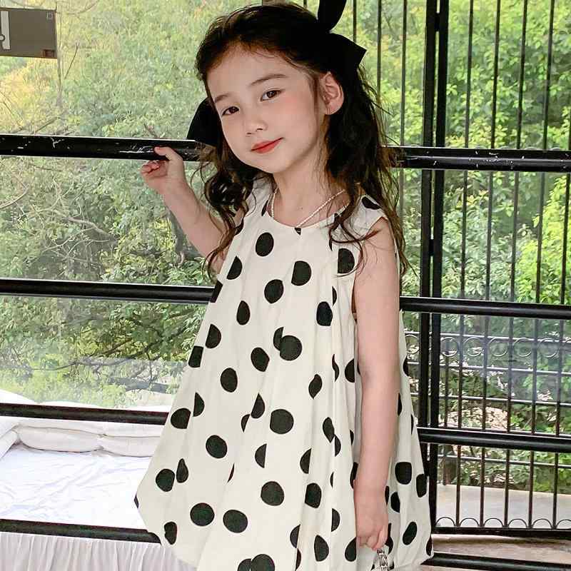 ・スタイル: 韓国風・カテゴリ: ワンピース・主な素材: 綿100%・対象性別: 女の子・対象年齢: 中小の子供（3〜8歳、身長100〜140cm）・柄: ドット・袖丈: ノースリーブ・スカートデザイン: プリンセスドレス・裏地素材: 綿100%・デザイン要素: 可愛い・カラー展開: 画像色・サイズ展開: 7号（95-100cm適合）、9号（100-105cm適合）、11号（105-115cm適合）、13号（115-120cm適合）、15号（120-130cm適合）