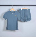 【送料無料】ストレート Uネック 半袖 ショート ミニ Tシャツ ショートパンツ パンツ トップス レディース ヨガ スポーツウェア 上下セット