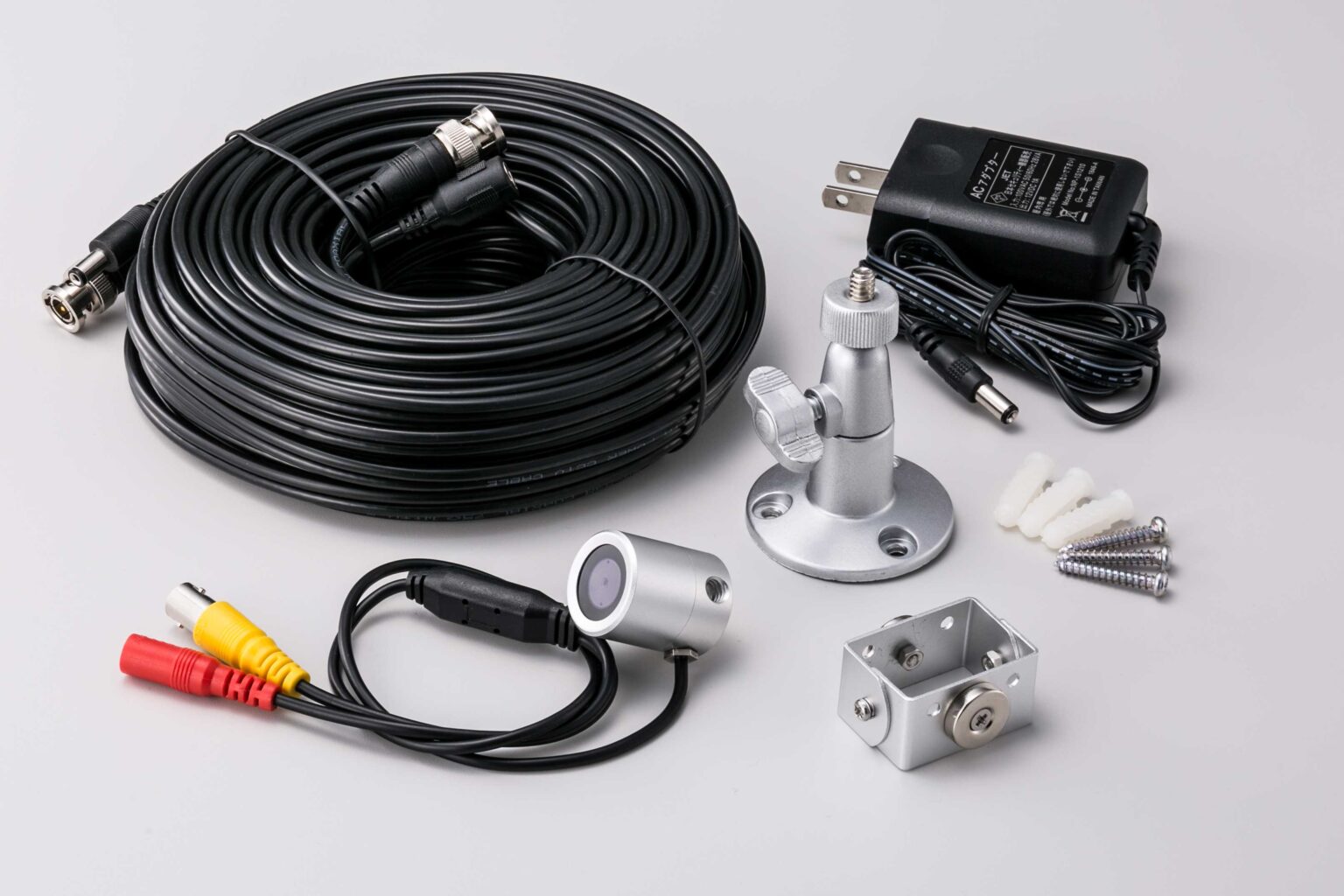 210万画素 屋外用 有線ケーブルセット 赤外線IR5m 防水防塵IP65 AHDカメラ 逆光補正　日本セキュリティ..