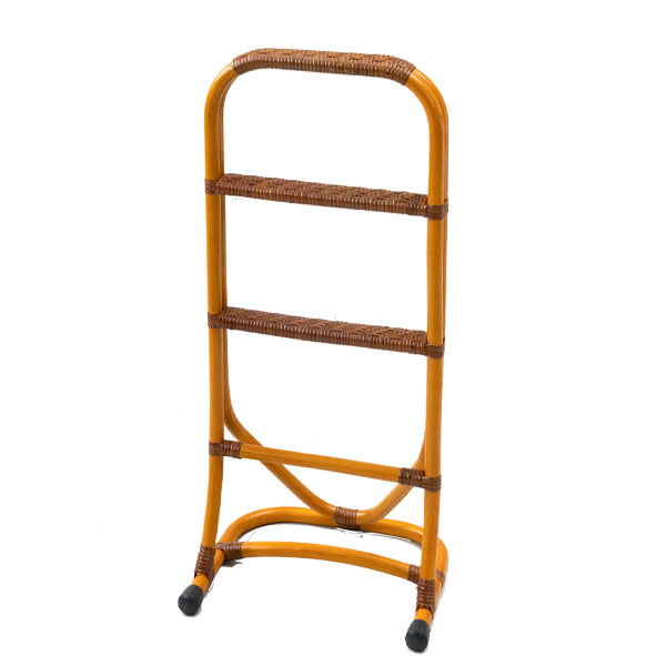 Rakuten - つかまり立ち補助スタンド 【送料無料】【ラタン補助スタンド GNM022】 立ち上がり補助スタンド つかまり立ち手すり 籐家具 ラタン立ち上がりステッキ 立ち上がり手すり