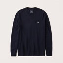 エントリーでP最大13倍 Abercrombie＆Fitch (アバクロンビー＆フィッチ) ムース刺繍 ピマコットン Vネックセーター (Pima Cotton Icon V-Neck Sweater) メンズ (Navy Blue) 新品