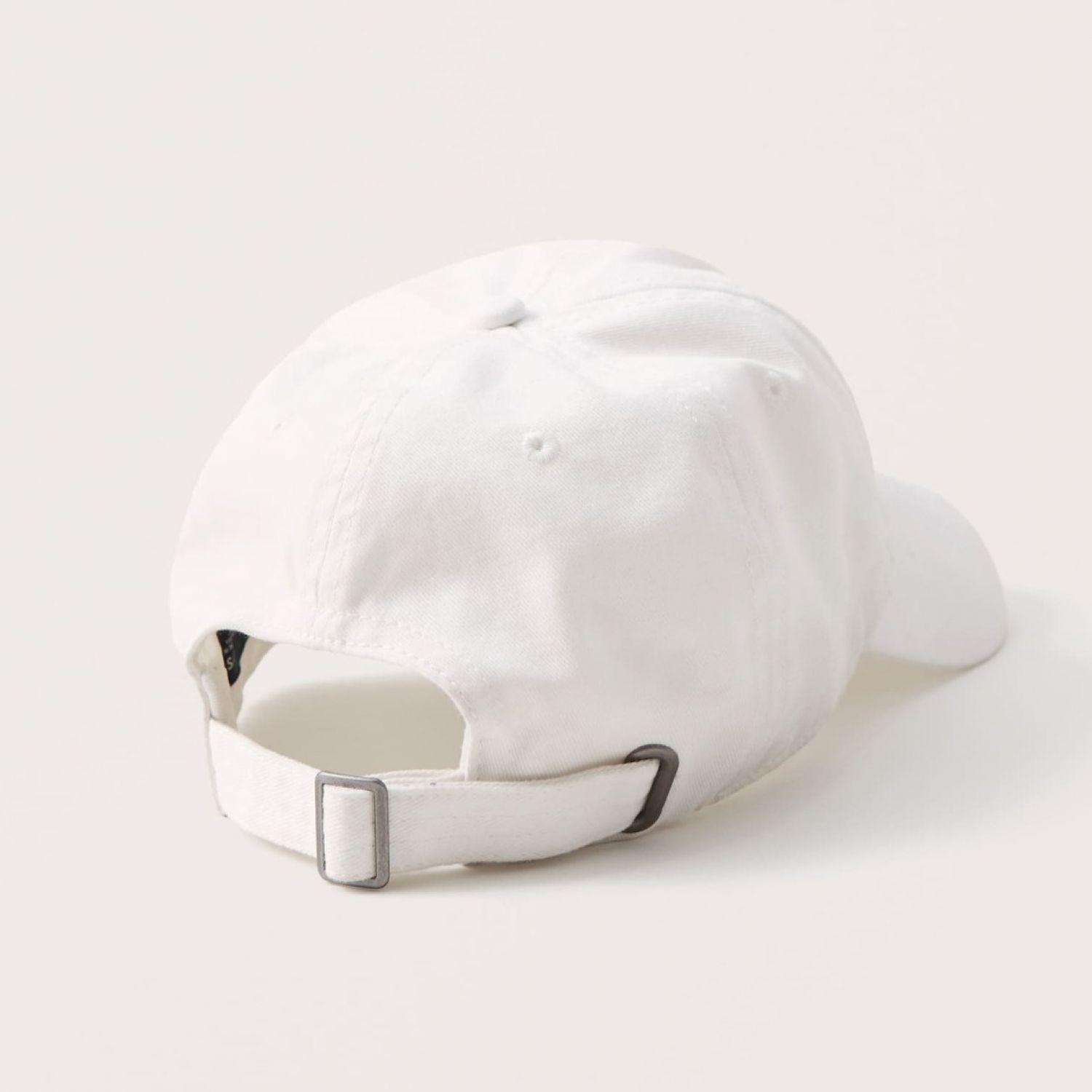 Abercrombie＆Fitch (アバクロンビー＆フィッチ) ロゴ刺繍ベースボールキャップ (Logo Baseball Hat) メンズ (White) 新品