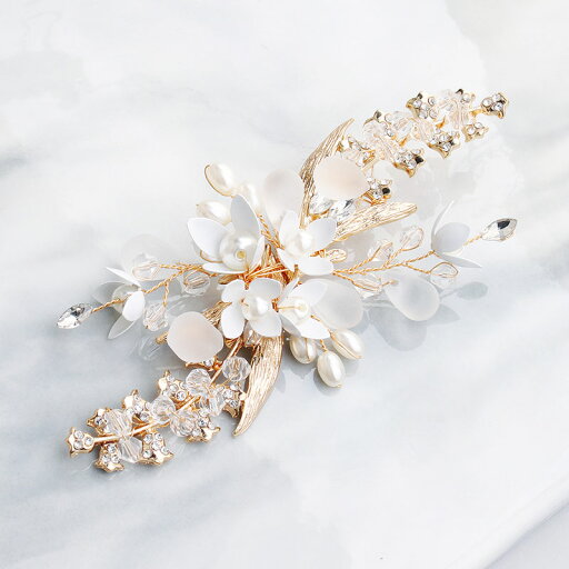【送料無料】パーティー 二次会 前撮り 結婚式 ウェディング 花嫁 ヘアアクセサリー ビーズ 立体 パール フラワー ウエディング ヘアピン 【送料無料】パーティー 二次会 前撮り 結婚式 ウェディング 花嫁 ヘアアクセサリー ビーズ 立体 パール フラワー ウエディング ヘアピン
