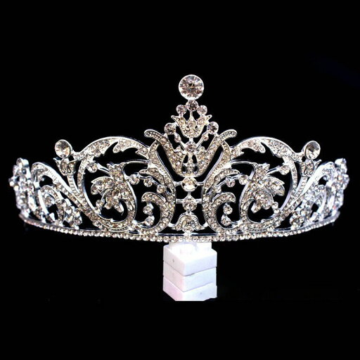 【送料無料】ヘアアクセサリー 披露宴 結婚式 花嫁 髪飾り ウェディングティアラ ブライダル ヘッドドレス 安い ティアラ クラウン 【送料無料】ヘアアクセサリー 披露宴 結婚式 花嫁 髪飾り ウェディングティアラ ブライダル ヘッドドレス 安い ティアラ クラウン