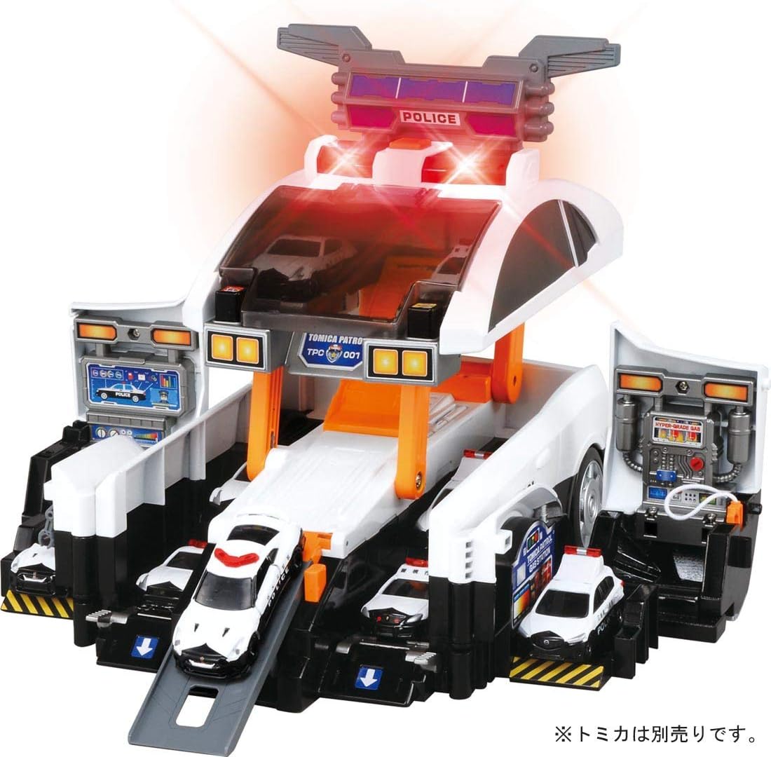 【送料無料】 タカラトミー トミカ ビッグに変形! デカパトロールカー TOMY4904810...