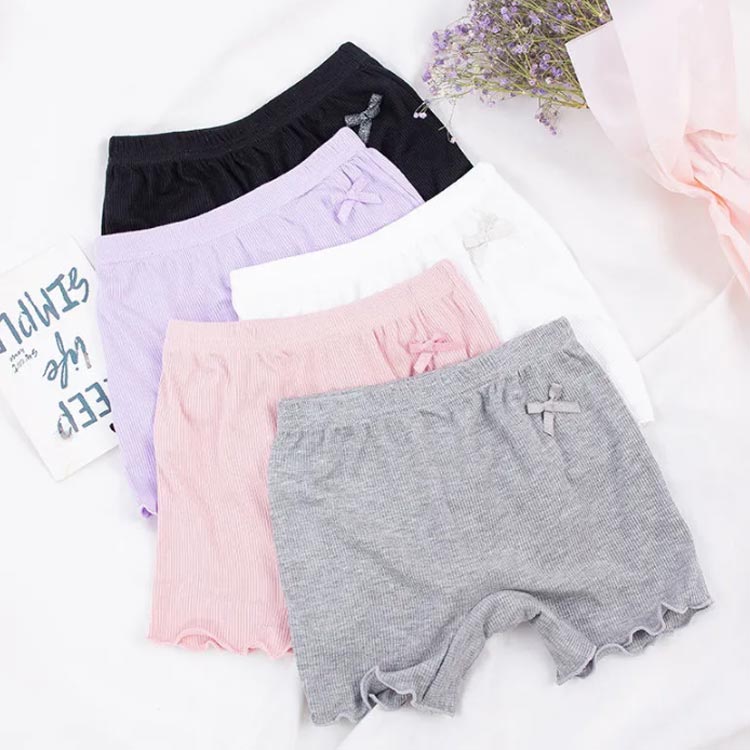 女の子 ペチパンツ 3枚セット キッズ 子供 3分丈 ショートパンツ 薄手 接触冷感 ひんやり ペチコート インナーパンツ ジュニア 子供服 子ども服 インナー 透け防止 チラ見え防止 ガールズ 肌着 リボン 無地 スカート下に履く シンプル 小学 ボトムス 送料無料