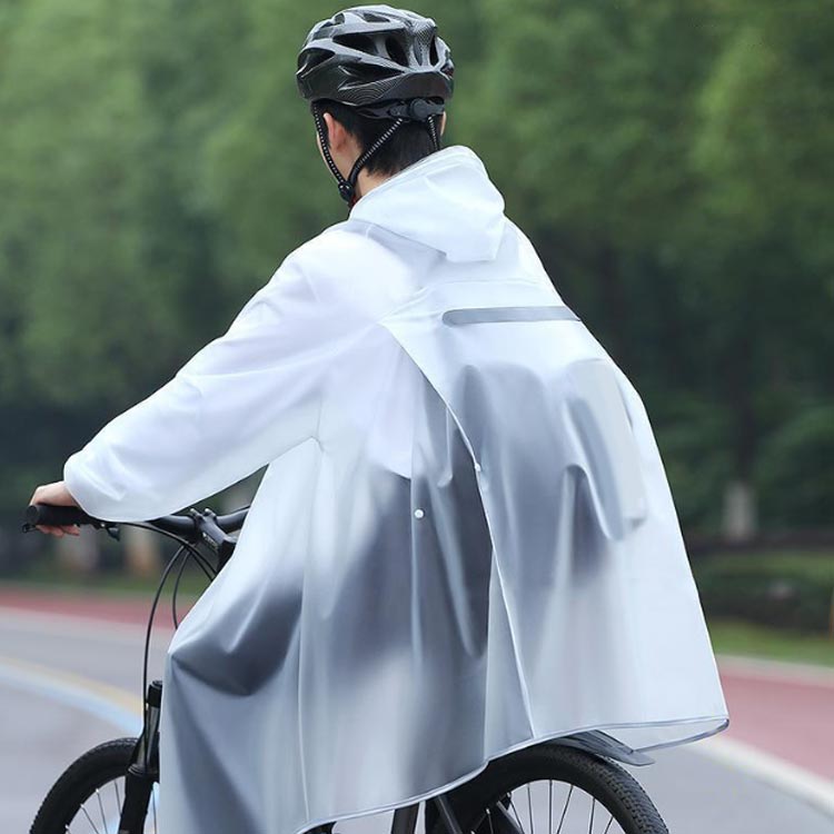 nu_BEのレインコート 自転車 ポンチョ 雨具 カッパ バイク オートバイ レインポンチョ レインコート リュック対応 ランドセル対応 膝が濡れない レディース メンズ レインウェア 防風 防水 梅雨対策 通勤 通学 雨具 雨合羽 クリア ホワイト ブルー｜アングル3