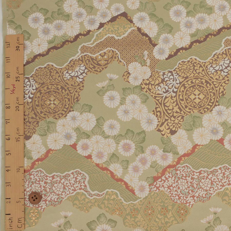 金襴生地(金らん) 山型切りばめ風道長菊花(浅緑) 10cm単位 切り売り