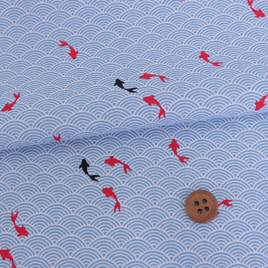 乐天商城 - 和柄コットン生地 青海波に金魚(水色) 10cm単位 切り売り