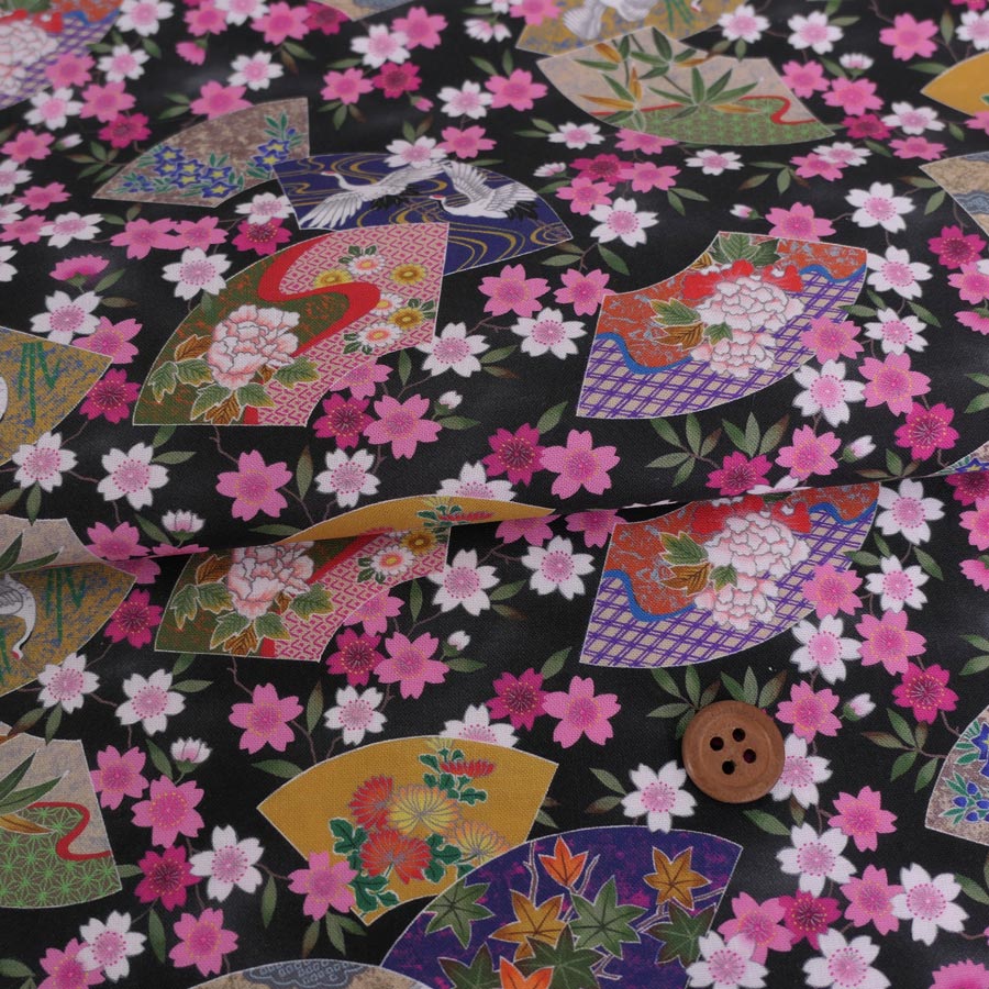 Rakuten - 和柄コットン生地 桜に雅扇ちらし(黒) 10cm単位 切り売り