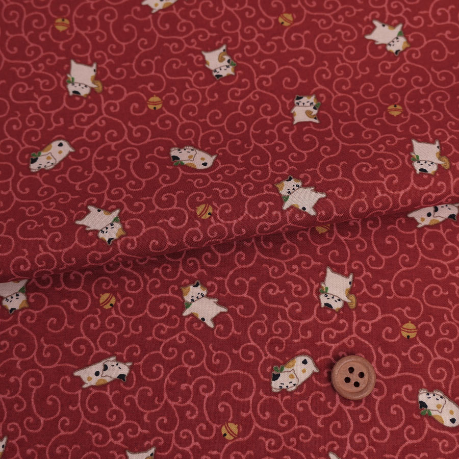 Rakuten - 和柄コットン生地 唐草にのんびり猫(えんじ色) 10cm単位 切り売り