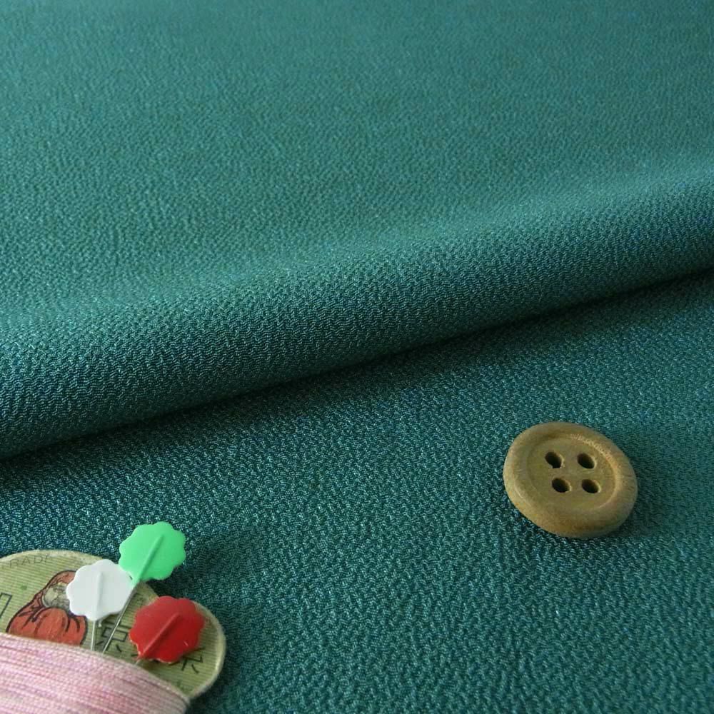 布がたり・ちりめん和柄生地と手芸のつまみ細工用カット済み生地・一越ちりめん(青碧/せいへき) 3cm角 20枚/100枚｜アングル3