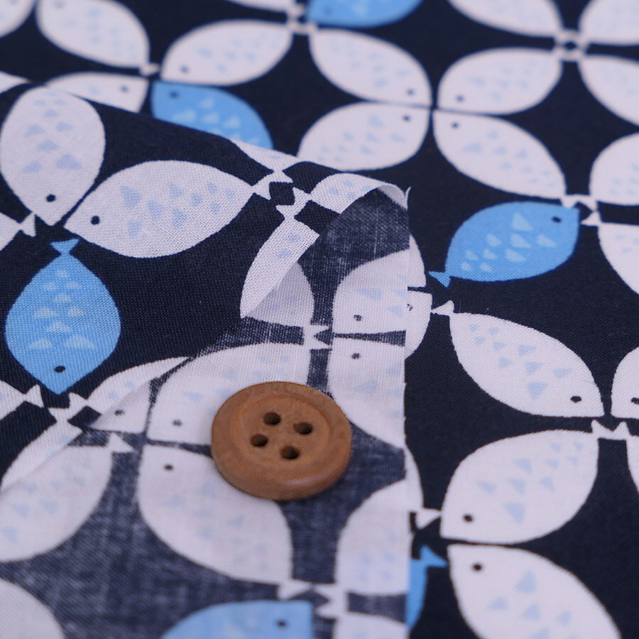 コットン生地 おさかな七宝(濃紺) 10cm単...の紹介画像2