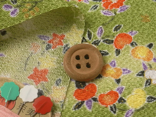ちりめん生地・花の輪(黄緑) 10cm単位 切り売り