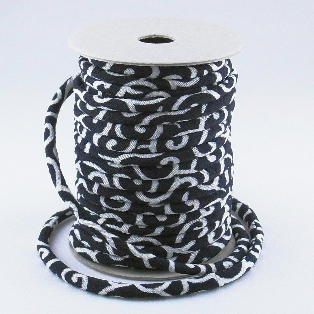 Cotton （Patterned Cloth） - ちりめん丸ひも・小紋調柄・3ミリ(実寸約4ミリ)　唐草・紺 10cm単位 切り売り